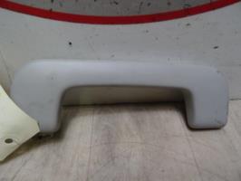 Poignee de maintien avant gauche
