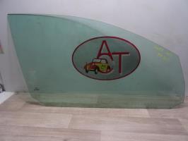 Vitre avant droit