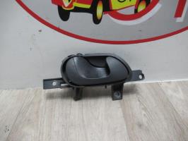 Poignee interieur avant gauche