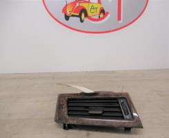 Aerateur tableau de bord avant gauche