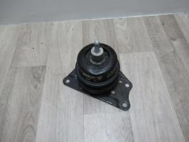 Support moteur gauche