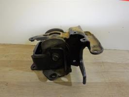 Support moteur gauche