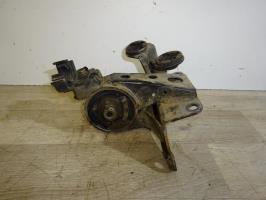 Support moteur gauche
