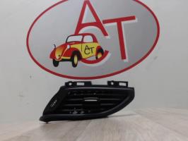 Aerateur tableau de bord avant droit