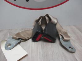Attache ceinture arriere centrale