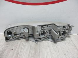 Base portalampade fanale posteriore sinistro