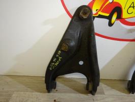 Triangle avant gauche