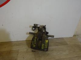 Etrier arriere droit (freinage)