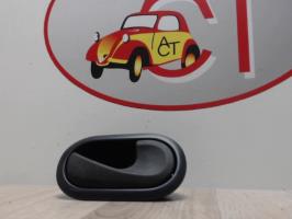 Poignee interieur avant droit