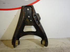 Triangle avant droit