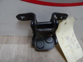 Bisagra de puerta trasera derecha