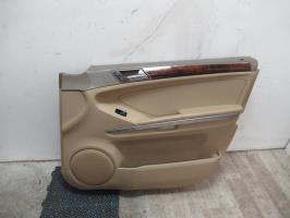 Panel de puerta delantera derecha