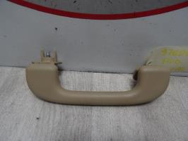 Poignee de maintien avant droit