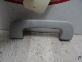 Poignee de maintien avant gauche