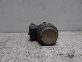Sensor de ayuda al estacionamiento