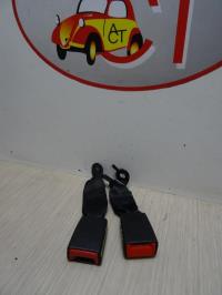 Attache ceinture arriere gauche