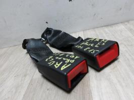 Attache ceinture arriere gauche