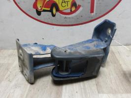Cerniera porta bagagliaio sinistra