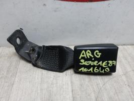 Attache ceinture arriere gauche