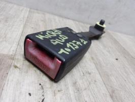 Attache ceinture avant droit