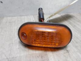 Ripetitore lampeggiante anteriore sinistro (Luci)