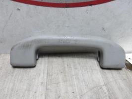 Poignee de maintien avant droit