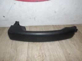 Poignee porte avant gauche