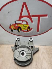 Support moteur gauche
