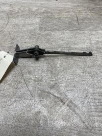 Tirant de porte arriere droit