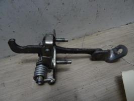 Tirant de porte avant droit