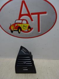 Aerateur tableau de bord avant gauche