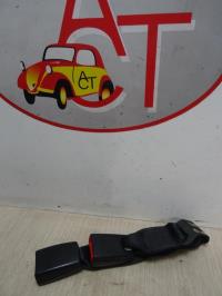 Attache ceinture arriere droit