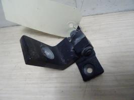 Bisagra de puerta delantera derecha