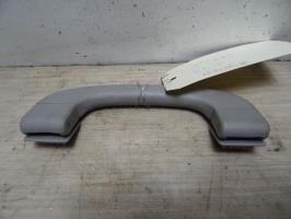 Poignee de maintien avant gauche