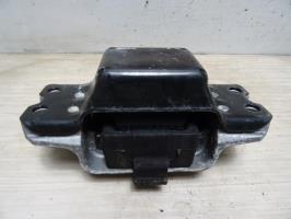 Support moteur gauche