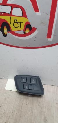 Attuatore chiavistello sportello carburante