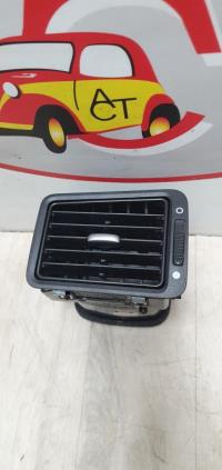 Aerateur tableau de bord avant gauche