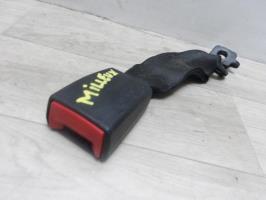 Attache ceinture arriere centrale