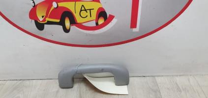 Poignee de maintien avant droit