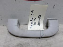 Poignee de maintien avant droit