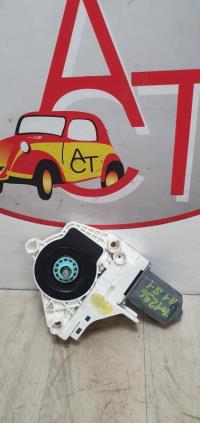 Moteur leve vitre avant gauche