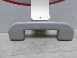 Poignee de maintien avant droit