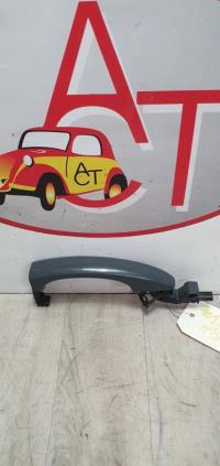 Poignee porte avant gauche