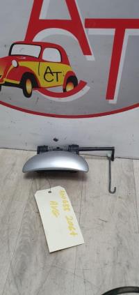 Poignee porte avant gauche