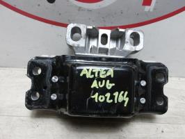 Support moteur gauche