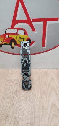 Base portalampade fanale posteriore sinistro