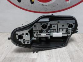 Base portalampade fanale posteriore sinistro