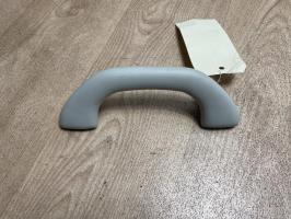 Poignee de maintien avant droit