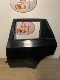 Puerta trasera izquierda
