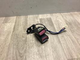 Attache ceinture arriere gauche